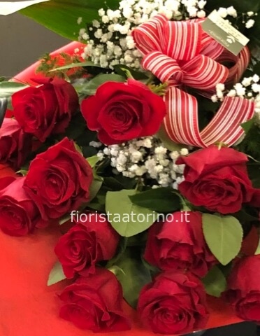 Bouquet di rose rosse gambo medio